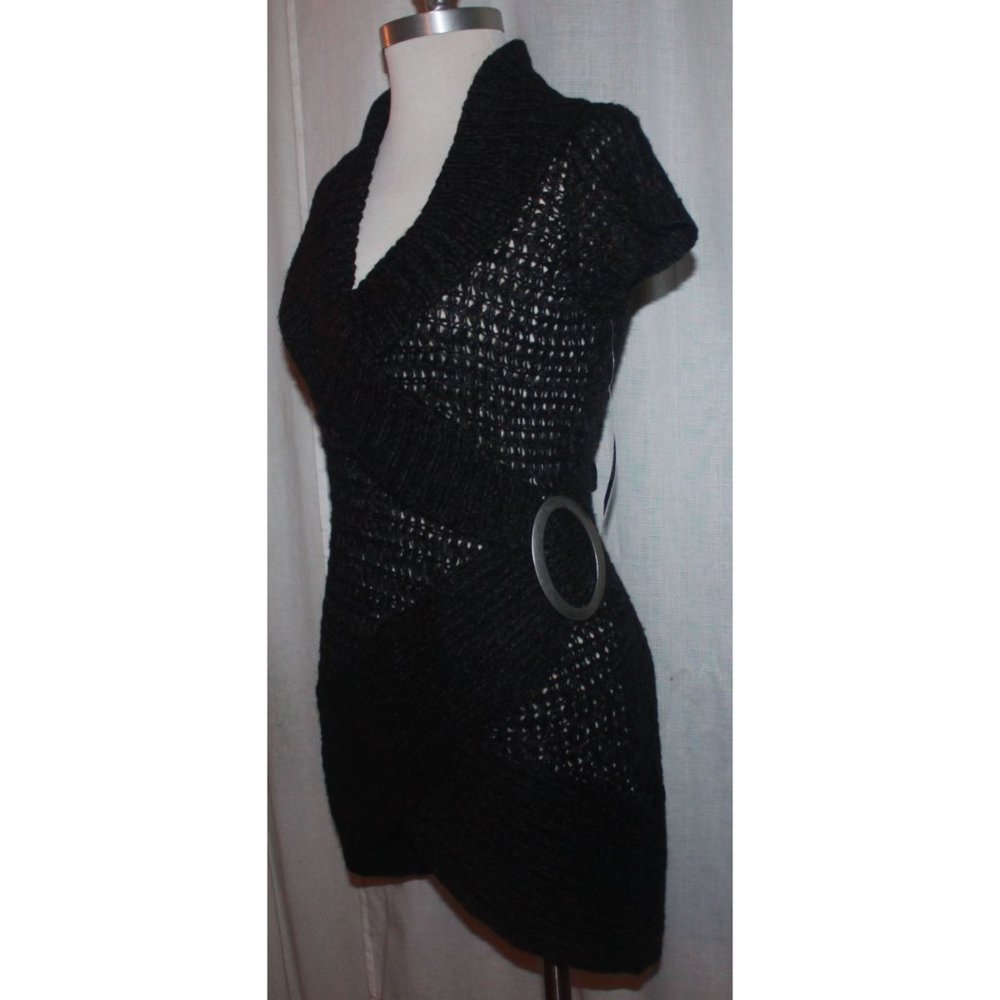 Razzle Dazzle Black & Gray Open Weave Tunic Sweater w/ Buckle Accent Size L